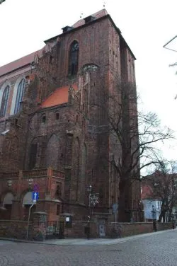 Nasza matka w nowe szaty odziana…