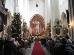 Idź i napraw mój dom.