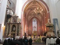Idź i napraw mój dom.