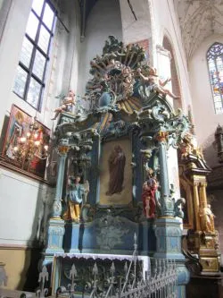 Idź i napraw mój dom.
