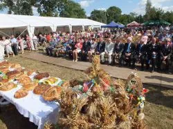 Bp Andrzej Suski - Zasłużony dla Gminy Chełmża