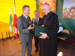 Bp Andrzej Suski - Zasłużony dla Gminy Chełmża