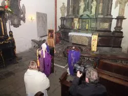Otwarcie Bramy Miłosierdzia w konkatedrze Trójcy Świętej w Chełmży