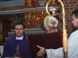 Otwarcie Bramy Miłosierdzia w konkatedrze Trójcy Świętej w Chełmży