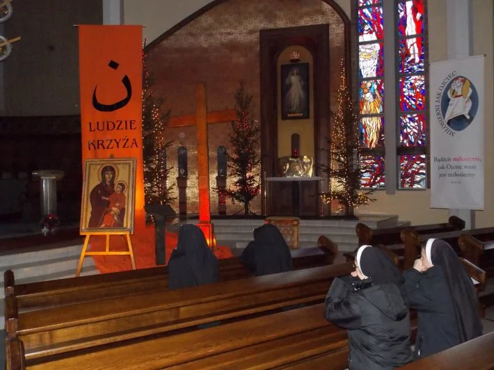 Pożegnanie symboli ŚDM w diecezjalnym sanktuarium Miłosierdzia Bożego w Toruniu
