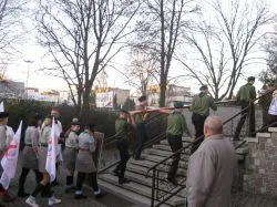 Symbole ŚDM w Grudziądzu-Strzemięcinie