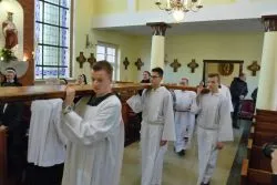 Symbole ŚDM w kaplicy Sióstr Elżbietanek w Grudziądzu