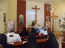 Symbole ŚDM w kaplicy Sióstr Elżbietanek w Grudziądzu