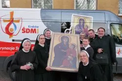 Symbole ŚDM w kaplicy Sióstr Elżbietanek w Grudziądzu