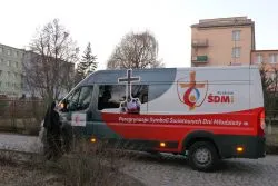 Symbole ŚDM w kaplicy Sióstr Elżbietanek w Grudziądzu