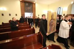 Symbole ŚDM w Wyższym Seminarium Duchownym w Toruniu