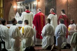 Liturgia Męki Pańskiej z bp. Andrzejem Suskim