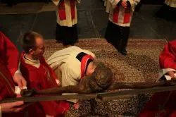 Liturgia Męki Pańskiej z bp. Józefem Szamockim