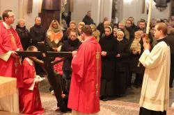 Liturgia Męki Pańskiej z bp. Józefem Szamockim