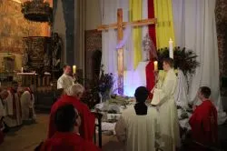 Liturgia Męki Pańskiej z bp. Józefem Szamockim