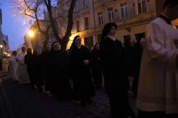 Procesja rezurekcyjna i Msza Zmartwychwstania Pańskiego w katedrze Świętych Janów