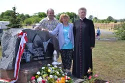Odsłonięcie tablicy upamiętniającej wizytę św. Jana Pawła II w Toruniu