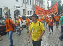 Idą do Matki - wyruszyła Piesza Pielgrzymka Diecezji Toruńskiej na Jasna Górę