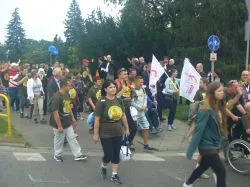 Idą do Matki - wyruszyła Piesza Pielgrzymka Diecezji Toruńskiej na Jasna Górę