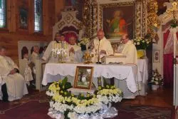 Wprowadzenie relikwii św. Jana Pawła II w Szembruku