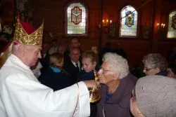 Wprowadzenie relikwii św. Jana Pawła II w Szembruku