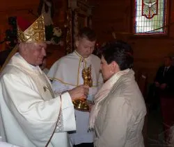 Wprowadzenie relikwii św. Jana Pawła II w Szembruku