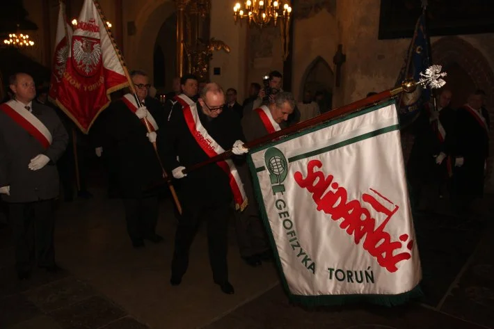 Krzyż Wolności i Solidarności dla ks. prałata Józefa Nowakowskiego, cz. 1