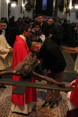 Liturgia Męki Pańskiej w toruńskiej katedrze
