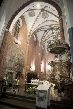 Wigilia Paschalna w katedrze Świętych Janów