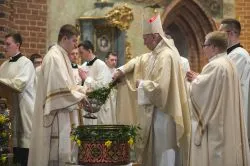 Wigilia Paschalna w katedrze Świętych Janów