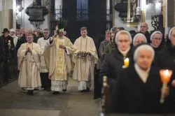Wigilia Paschalna w katedrze Świętych Janów