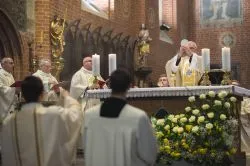 Wigilia Paschalna w katedrze Świętych Janów