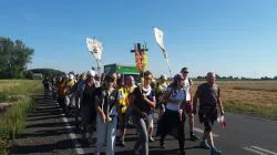Akademicka grupa żółta w drodze na Jasną Górę