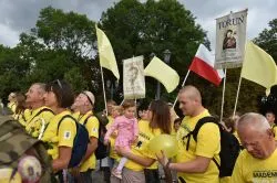 Pielgrzymi diecezji toruńskiej na Jasnej Górze