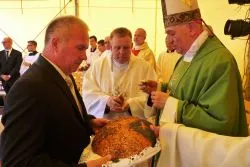 Dożynki Diecezjalne w Grzybnie