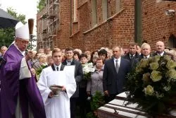 Pogrzeb śp. ks. kan. Edmunda Tucholskiego
