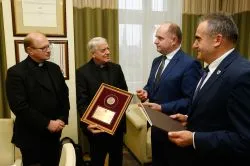 Podpisanie listu o współpracy pomiędzy województwem kujawsko-pomorskim a fundacją watykańską