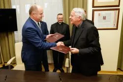Podpisanie listu o współpracy pomiędzy województwem kujawsko-pomorskim a fundacją watykańską