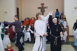 Bal Świętych w Grębocinie