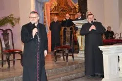 Czuwanie przed ingresem bpa Wiesława Śmigla
