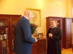 Bp Wiesław Śmigiel z wizytą u władz wojewdztwa i miasta