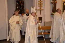 Bp Wiesław Śmigiel zawierzył swoją posługę i diecezję Matce Bożej Nieustającej Pomocy