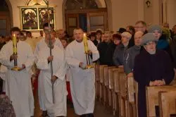 Bp Wiesław Śmigiel zawierzył swoją posługę i diecezję Matce Bożej Nieustającej Pomocy