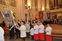 Bp Wiesław Śmigiel zawierzył swoją posługę i diecezję Matce Bożej Nieustającej Pomocy