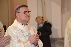 Bp Wiesław Śmigiel zawierzył swoją posługę i diecezję Matce Bożej Nieustającej Pomocy