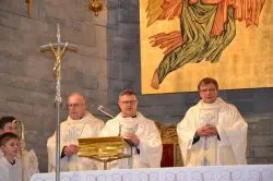 Bp Wiesław Śmigiel zawierzył swoją posługę i diecezję Matce Bożej Nieustającej Pomocy
