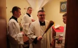 Bp Wiesław Śmigiel z kolędą w seminarium