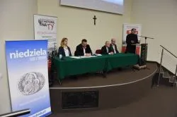 Pokaz filmu dokumentalnego o obozie koncentracyjnym w Działdowie