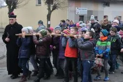 Droga Krzyżowa ulicami Jabłonowa Pom.
