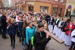Droga Krzyżowa ulicami Wąbrzeźna
